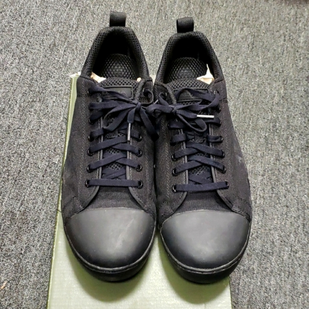 Altama Maritime 335001 black athletic shoe size 12R